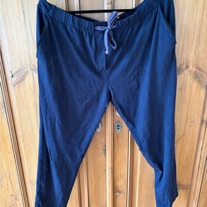 Lululemon pants. Size 12. Navy.